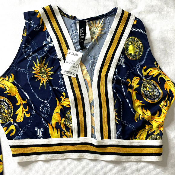 AKIRA Tops - NWT Akira Women's Crop Top Deep V Neck Sun Moon Large